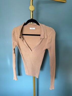 DISSH Ribbed Polo Knit Sweater in Camel